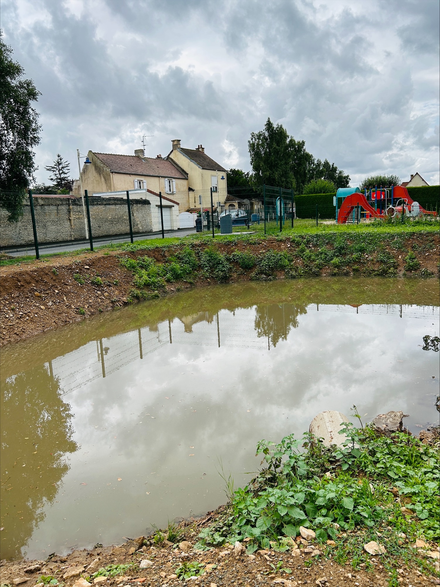 Lire la suite à propos de l’article INAUGURATION DU BASSIN D’INFILTRATION À IFS